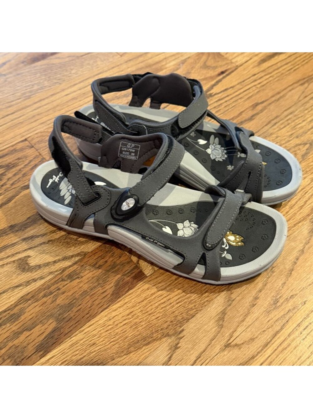 Gold Pigeon G9179W Womens Comfort Sandals Gray New Size EU 38/ US 7-7.5